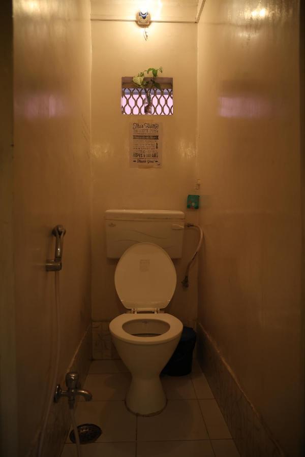 Good Vibes Hostel バラナシ エクステリア 写真