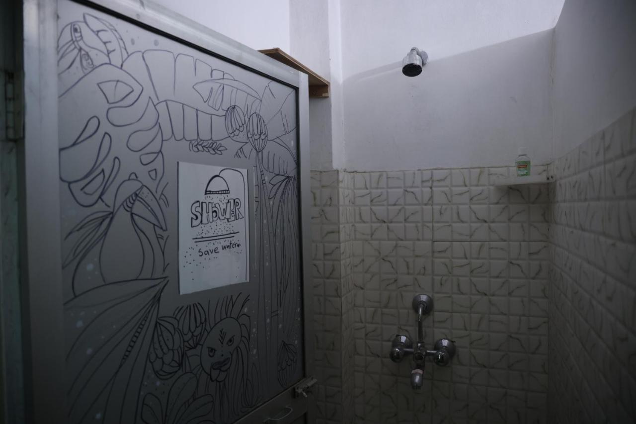 Good Vibes Hostel バラナシ エクステリア 写真