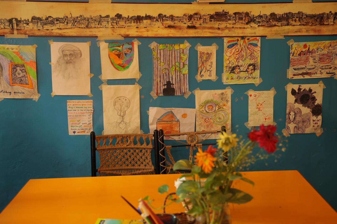 Good Vibes Hostel バラナシ エクステリア 写真